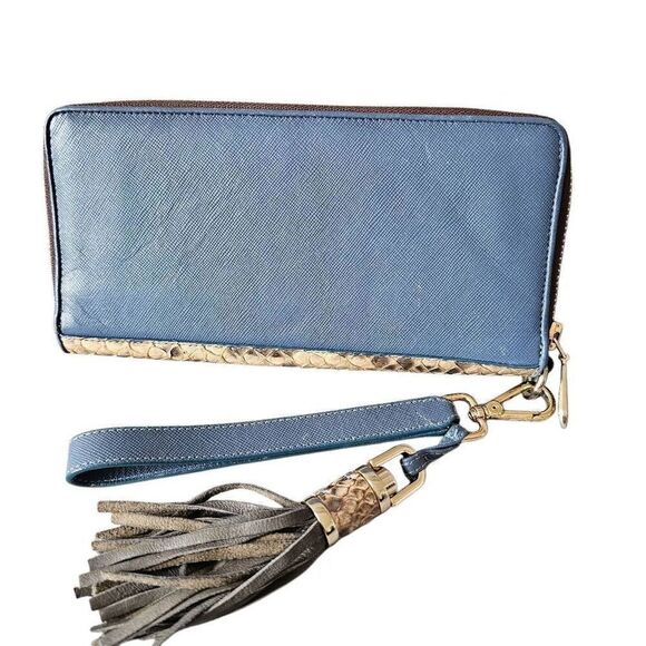 Cuadra Sky blue phyton Wristlet wallet clutch - Picture 2 of 7